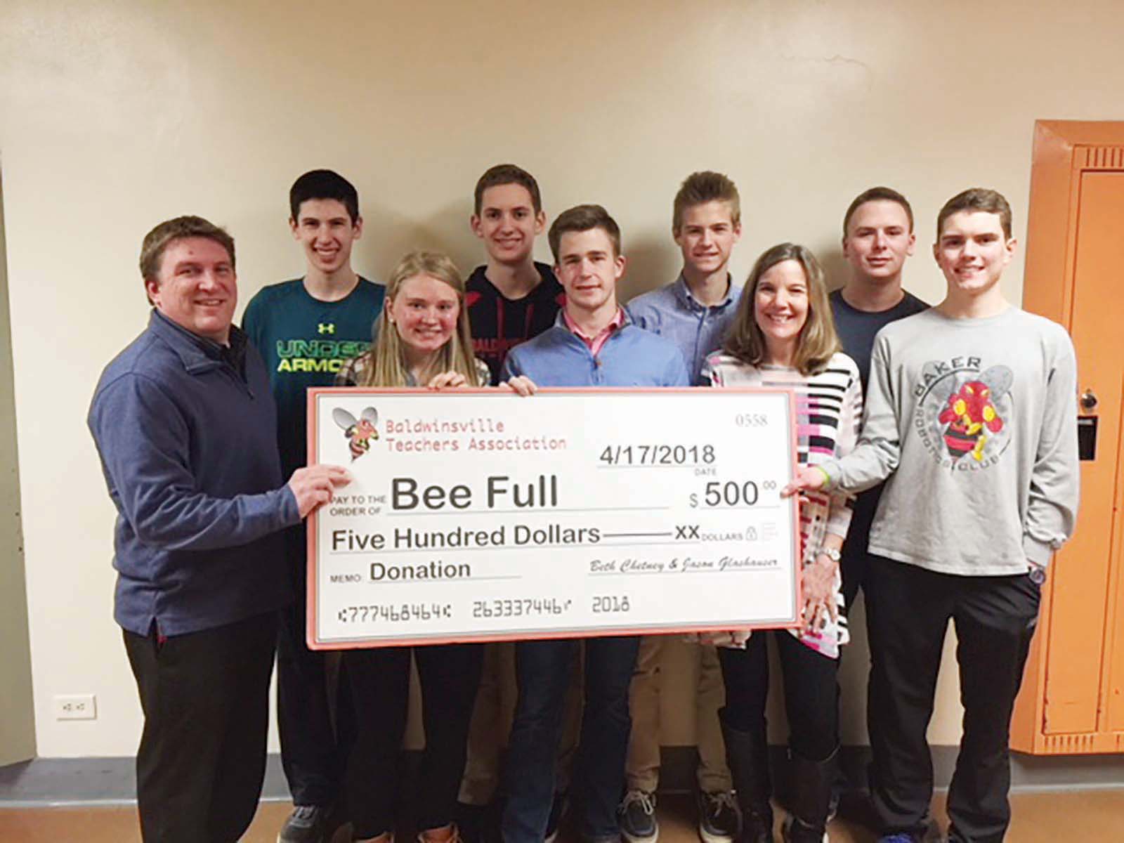 Eagle News Online Bee Full At Baker High School S Food Pantry